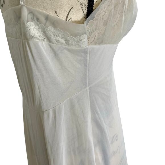 Vintage 70s Vanity Fair Beige Nylon Slip Dress 36L - Picture 4 of 11